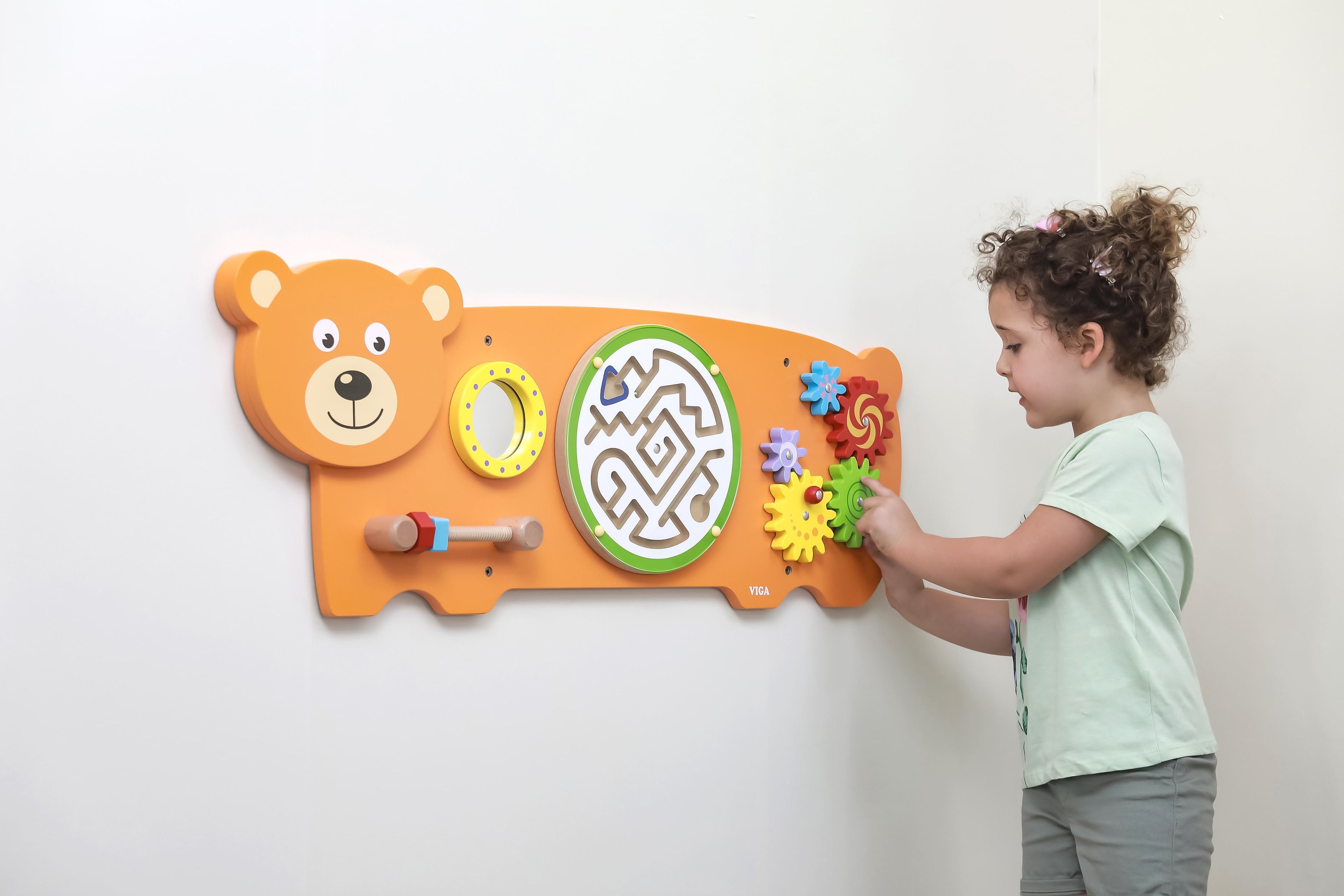 Bear Wall Toy